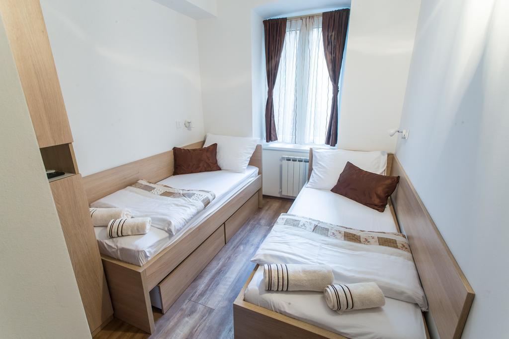 Guesthouse Bed 4 You Zagreb Eksteriør billede